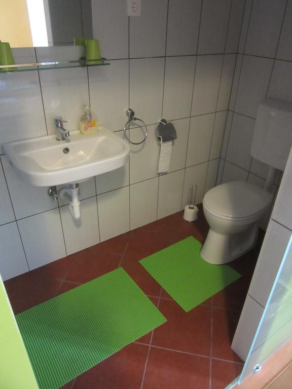 Glazer Szallas Tapolca Bagian luar foto